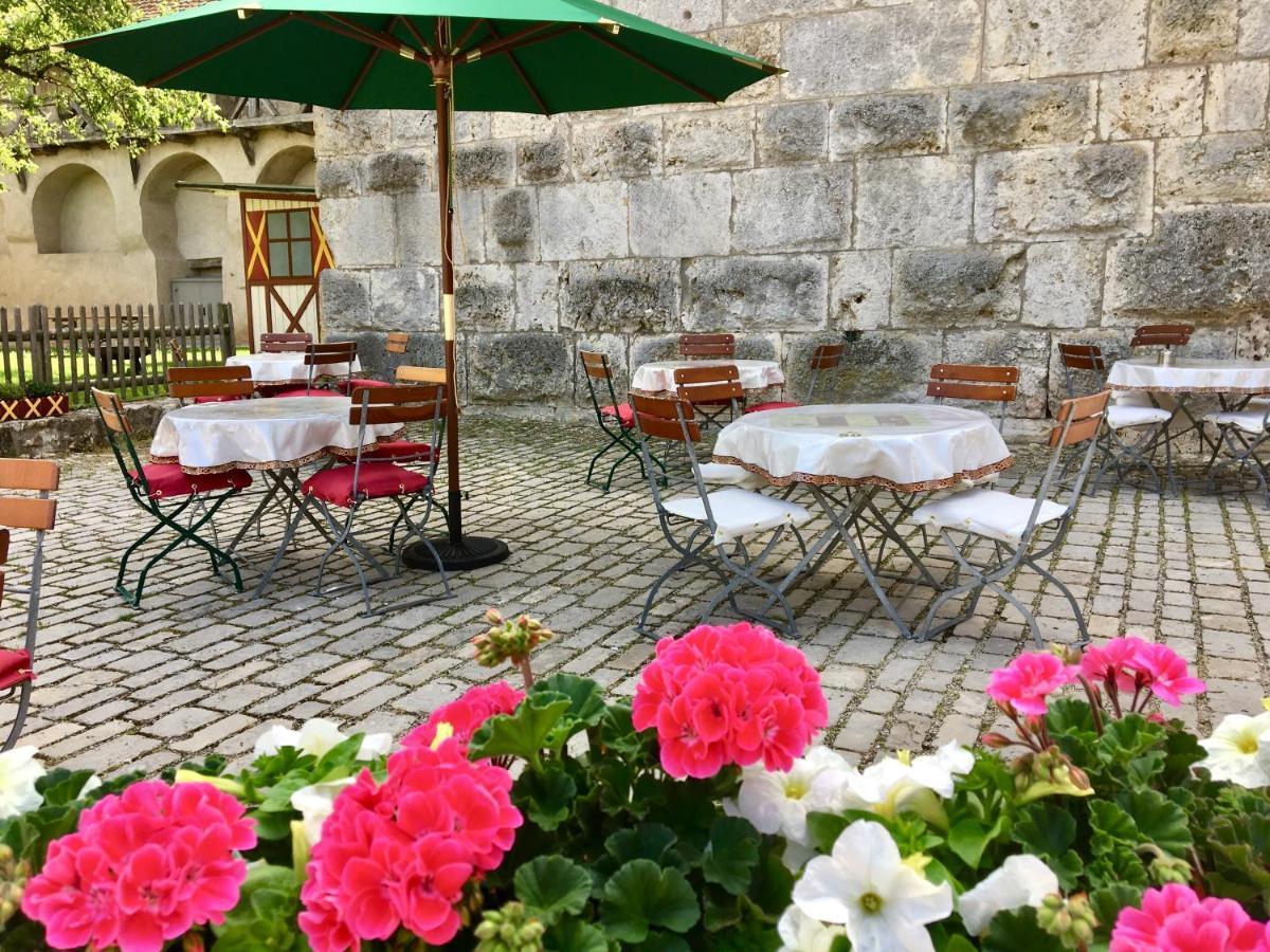Schlosshotel Harburg Exterior foto