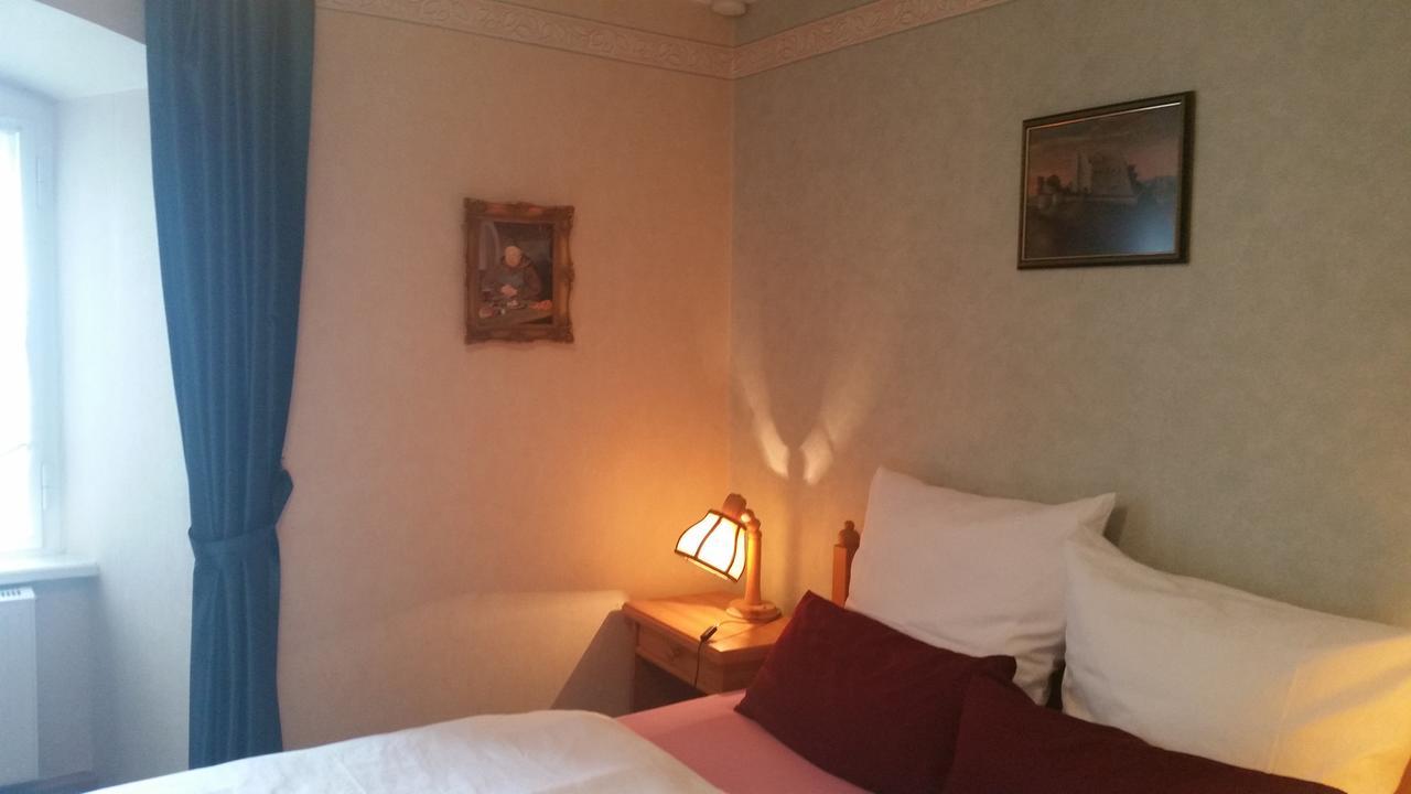 Schlosshotel Harburg Exterior foto